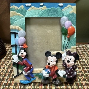 VTG WALT DISNEY 3D Mickey & Minnie Picture/photo Frame 3X5 Goofy Balloons - Picture 1 of 7