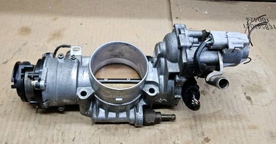 Cuerpo del acelerador 97-01 Lexus LS400 GS400 SC400 4,0 L con conjunto TPS 22030-50110 OEM Foto 1 de 4