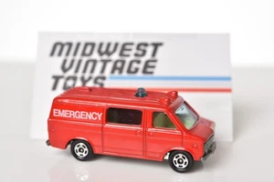 De colección TOMICA EMERGENCIA CHEVROLET CHEVY VAN - Japón Diecast - Imagen 1 de 8
