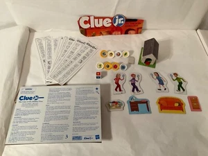 *Parts Only* Lot 1999 Clue Jr The Case of Hidden Toys Board Game *Die/Pawn/Sheet - Picture 1 of 8