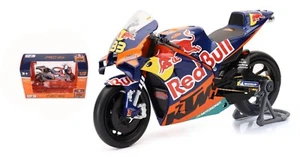 Maisto 36393B KTM RC16 #33 'Red Bull KTM' MotoGP 2023 - Brad Binder 1/18 Scale - Picture 1 of 4