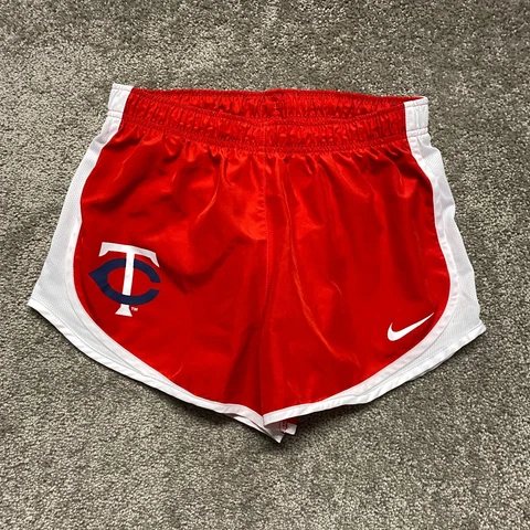 Minnesota Twins Shorts Womens Medium Red Nike Dri Fit MLB Baseball Athletic Cover