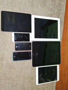 Plethora of Apple Devices - Photo 1/1
