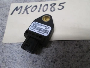 08 SENSOR DELANTERO JEEP PATRIOT SRS OEM #04896061AA - Imagen 1 de 3