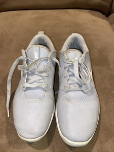 Leather Nike Roshe G Tour Golf Shoes Gray White AR5582-002 Womens Size 7 EUC - Picture 1 of 9