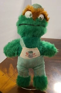 VTG Knickerbocker Oscar the Grouch Plush Sesame Street in Conductor Overalls. - Picture 1 of 9