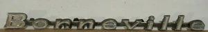 Insignia rara de metal coleccionable emblema Pontiac Bonneville vintage años 60-70  - Imagen 1 de 3