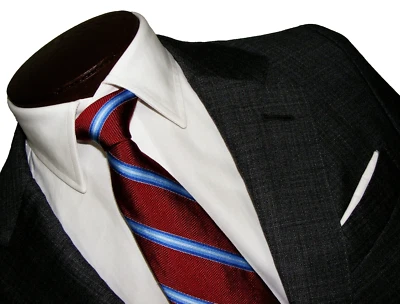 ABRIGO DEPORTIVO PARA HOMBRES TALLA 36S S A MEDIDA SLIM FIT ERMENEGILDO ZEGNA MULTITEMPORADA ITALIA 36 Foto 1 de 4