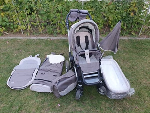 Kinderwagen 3 in 1 komplettset in einem sehr guten Zustand - Bild 1 von 9