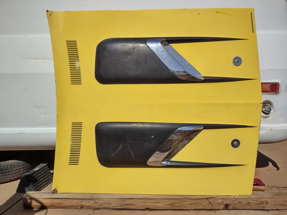 Used 1971-74 Plymouth Barracuda Hood E-Body Mopar Foto 1 de 4