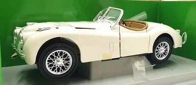 Britains 1/18 Scale Diecast - 7482 - 1948 Jaguar XK120 - Cream - Image 1 of 4