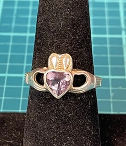 Anello Claddagh alessandrite in argento sterling 925 misura 9 - Foto 1 di 8