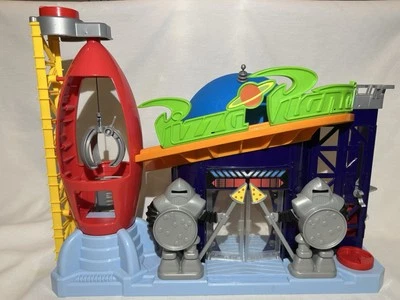 Juego Disney Pixar Toy Story 4 Imaginext Pizza Planet Foto 1 de 4