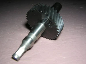 32 Tooth ShortShaft Speedometer Gear w/oring 52067632 6035709 Fit's Dodge Jeep - Picture 1 of 2