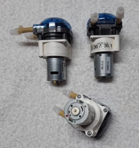 Blue WELCO Peristaltic Pump WPX1 24V DC P 1/8 [M 150 rpm] [4 Roller] - Picture 1 of 7