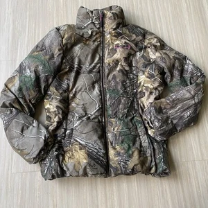 Realtree Women Softshell Camo Puffer Jacket Hiking Hunting Size Medium 38-40 - Picture 1 of 8