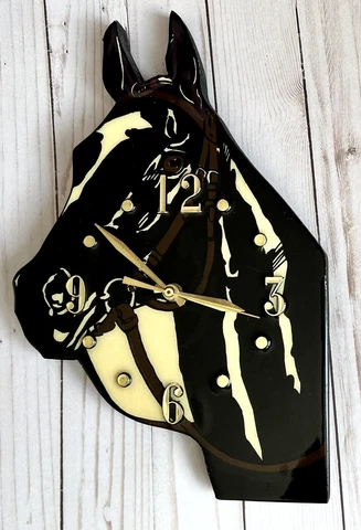 Vintage Laquered Resin Horse Head Shaped Wall Clock Equine Equestrian Cover