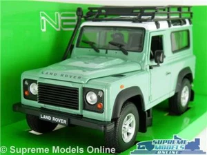 LAND ROVER DEFENDER MODEL CAR SWB 1:24 SCALE LIGHT GREEN 4X4 WELLY LARGE 90 K8 - Picture 1 of 6