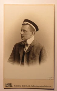 Student in Couleur - Schmisse von Mensur - 1902 - CDV München / Studentika - Bild 1 von 2