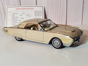 Danbury Mint 1961 Ford Thunderbird Coupe 1:24 Scale Diecast Model Car Beige - Picture 1 of 12