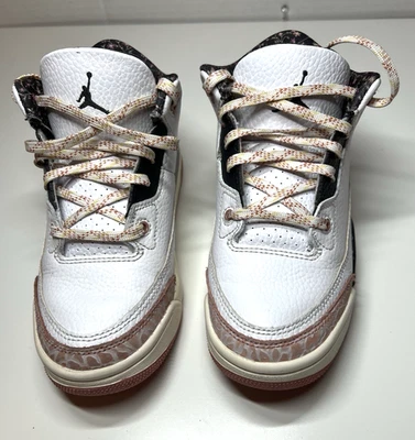 Air Jordan 3 Retro GS 'Vintage Floral' Niñas Tenis Talla 1Y Blanco Rosa Foto 1 de 4