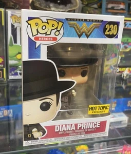 Funko Pop! DC- Diana Prince #230 Hot Topic Exclusive with Soft Protector - Picture 1 of 12