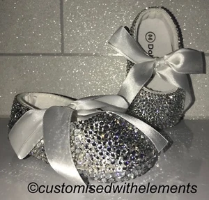 Baby Bling Crystal Strass Booties 6/12 Christening Gift Baby Shower SEE VIDEO - Picture 1 of 4