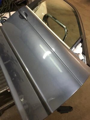 BMW 325i 325xi 330I 330xi E46 2001-2005 pasajero delantero puerta lateral carcasa OEM Foto 1 de 4