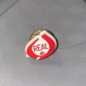 Real Dairy Milk Cheese Plastic Lapel Hat Pin Pre Owned Red And White Vtg 1970s - Picture 1 of 2