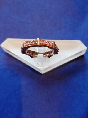 Banda Eternidad Hexagonal Zafiro Rosa Oro Rosa 14ct Generations 1912 Foto 1 de 4