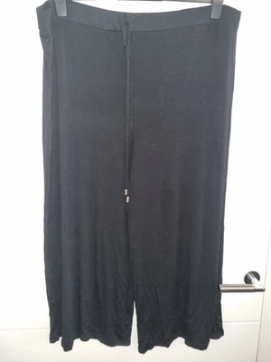 Friends Like These from Lipsy  Sz24 Black Wide Leg Coulotte Trousers BNWT - Image 1 of 3