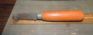 C.S. Osborne & Co Tack & Staple Remover PULLER (No. 121 ?) HARRISON, NJ USA MADE - Picture 1 of 12