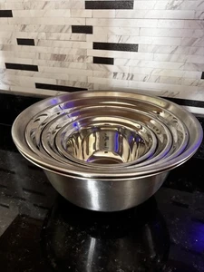 Royal Prestige Mixing Bowl Set of 6 With Silicone Base /NO LIDS - Picture 1 of 8
