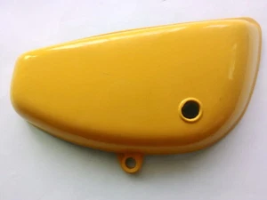 Suzuki 1976-1977 TS100 TC100 marco A/B cubierta lateral lote antiguo - Imagen 1 de 8