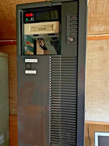 Ordinateur Atari TT avec 10 Mo ST-RAM et carte TT-RAM dans la tour !!! TOP !!! - Photo 1/11