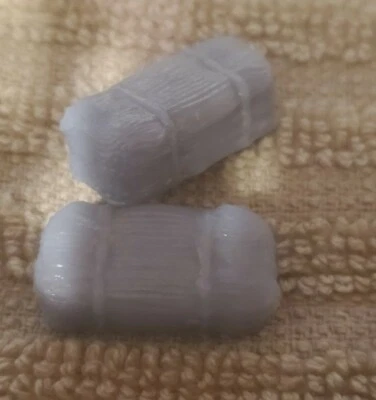 O/O27 Scale Hay Bales  - Scenery Accessories LOT OF 24 - Image 1 of 3