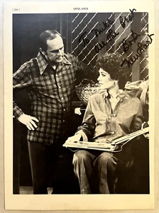 Bob Newhart Autographed 8x10 Photo The Bob Newhart Show ELF Actor INSCRIBED - Picture 1 of 2
