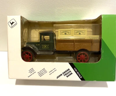JOHN DEERE  1931 HAWKEYE CRATE DELIVERY TRUCK BANK w/KEY 1:34 ERTL NIB #2951 USA - Image 1 of 4