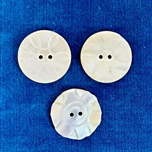 3 Vintage or Antique Mother of Pearl Buttons, 2 designs, 15/16in - Picture 1 of 3