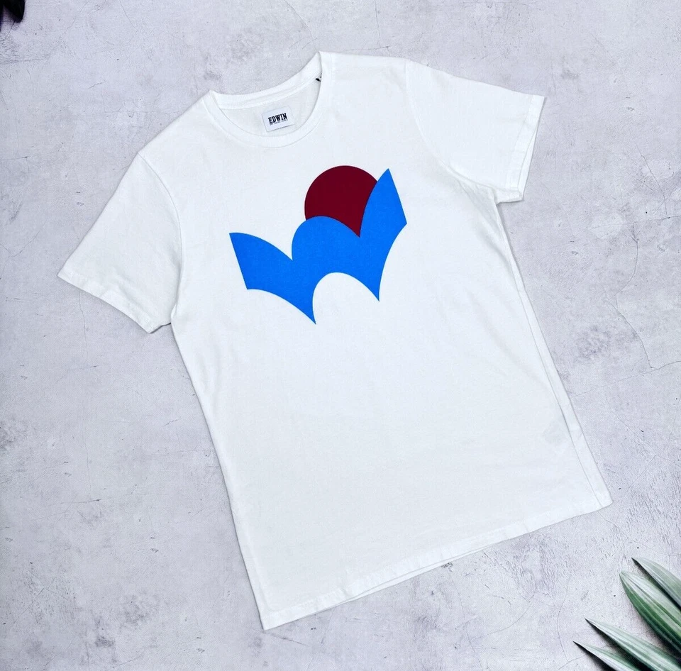 Edwin T-Shirt Japan Sunset Front Logo Traditional White size Small - Image 1 of 4