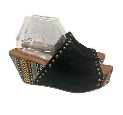 Sandalias de cuña Rampage para mujer 9 negras con tachuelas múltiples aztecas Y2k boho años 90 Quizzy Foto 1 de 4