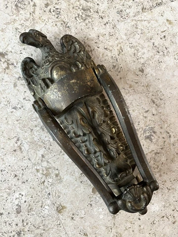 LARGE 8 1/2" ANTIQUE 1894 AMERICAN EAGLE ARCHITECTURAL SALVAGE DOORKNOCKER Cover