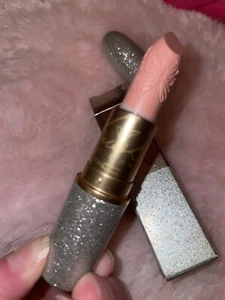 MAC Mariah Carey Cremesheen Lippenstift DAHHLINGGG NEU mit Box Schmetterling Make-up Neu im Karton - Bild 1 von 12