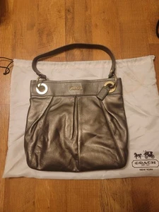 Coach Purse, Pre-owned FANTASTIC SHAPE!! - Picture 1 of 3