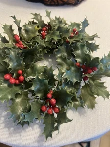 Vintage Deldan Design Pillar Candle Ring Holly Berry Centerpiece - Picture 1 of 4