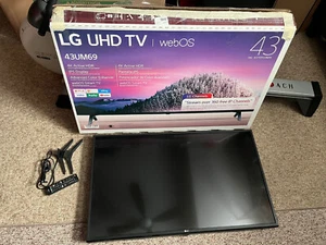 LG 43" 4K UHD Smart TV - 43UM69 - Works Great - Picture 1 of 1