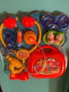 JUEGO DE ESTUCHE MÉDICO KIT CON SUMINISTROS NUEVO EN PAQUETE ENFERMERA NIÑOS DIVERTIDO JUGUETE DE SIMULACIÓN JUEGO - Imagen 1 de 5