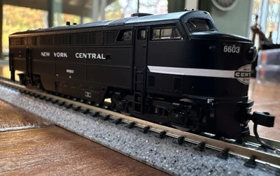 Walthers N Scale Loco #920-34095 C-Liner New York Central 6603 NYC NOS NY - Image 1 of 4