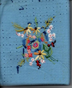 Tischdecke blau 95 x 85 cm ☀ mit reichlicher Stickerei ☀ alt, um 1900 - Bild 1 von 9