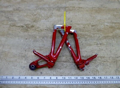 2006 Yamaha YZF R6 R6S Y579-1. rear passenger foot pegs and brackets mounts - Image 1 of 4
